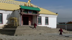 Gandan Khiid and young monks