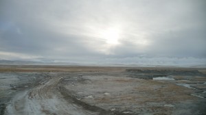 Desert between Xining and Gyegu