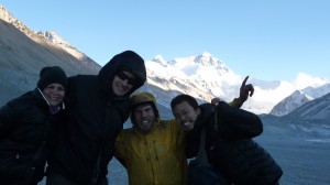 Dana, Martin, CaYuS and Mitsu in front of Everest